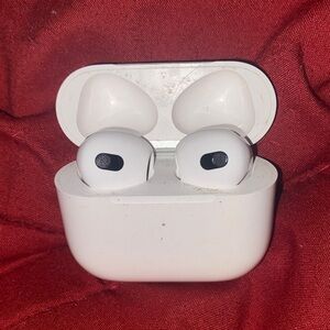 Apple White Earbud Headphones